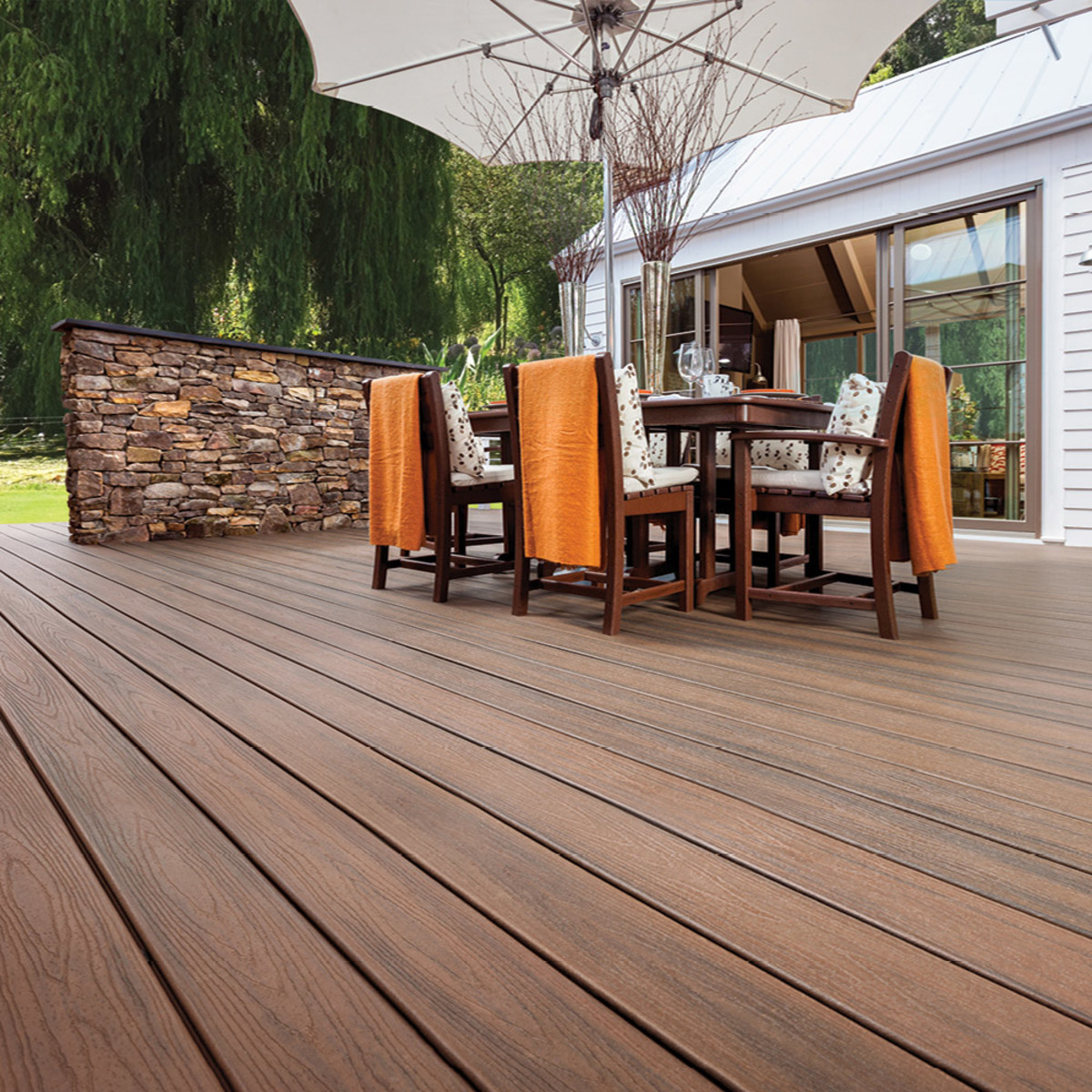 Main 5 - 12 FT TREX TRANSCEND DECK BOARDS SPICED RUM - Arlington Coal & Lumber
