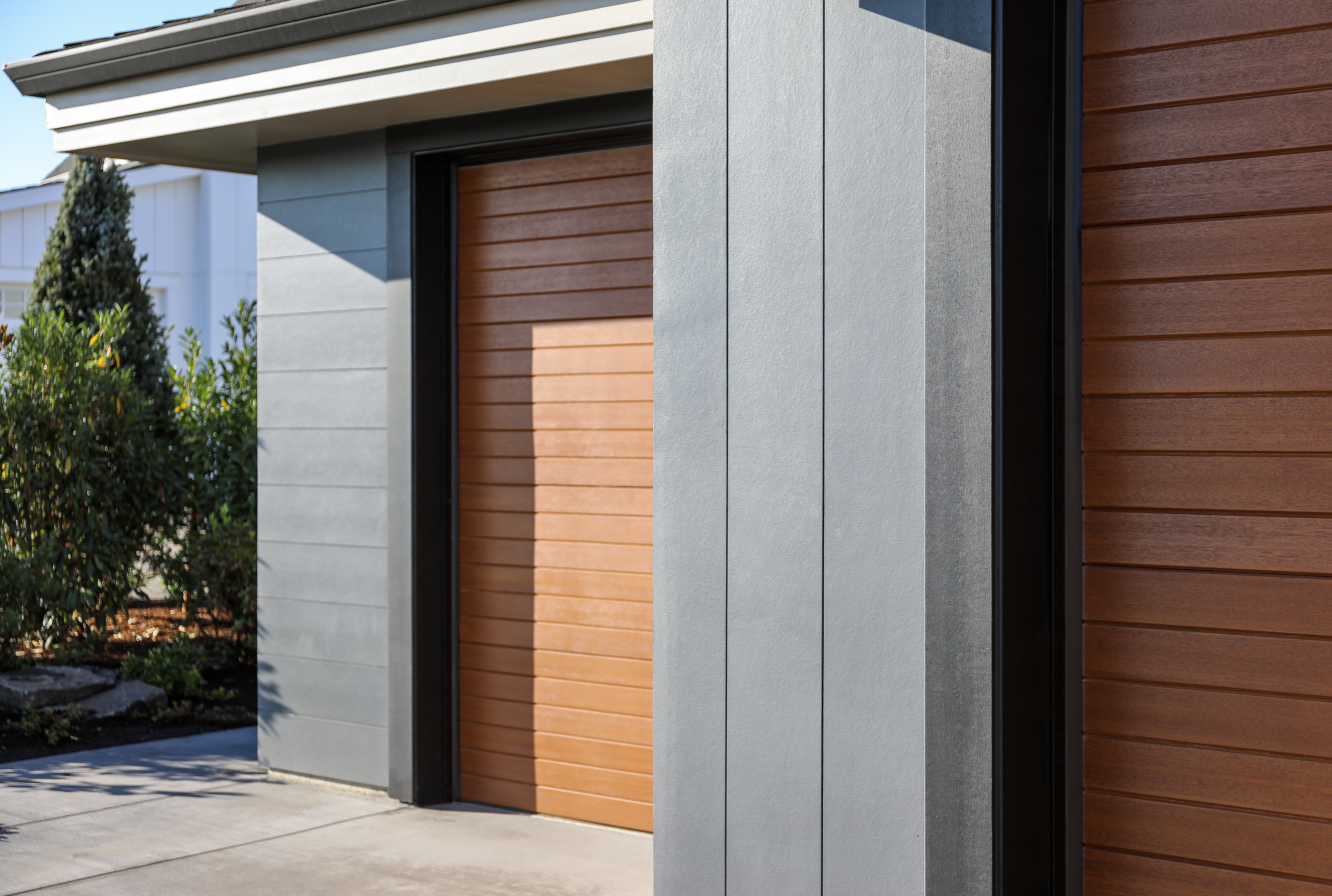 Main 1 - HARDIE PLANK HZ5 10.25 IN. X 144 IN. PRIMED SMOOTH FIBER CEMENT ARTISAN SHIPLAP SIDING - Arlington Coal & Lumber