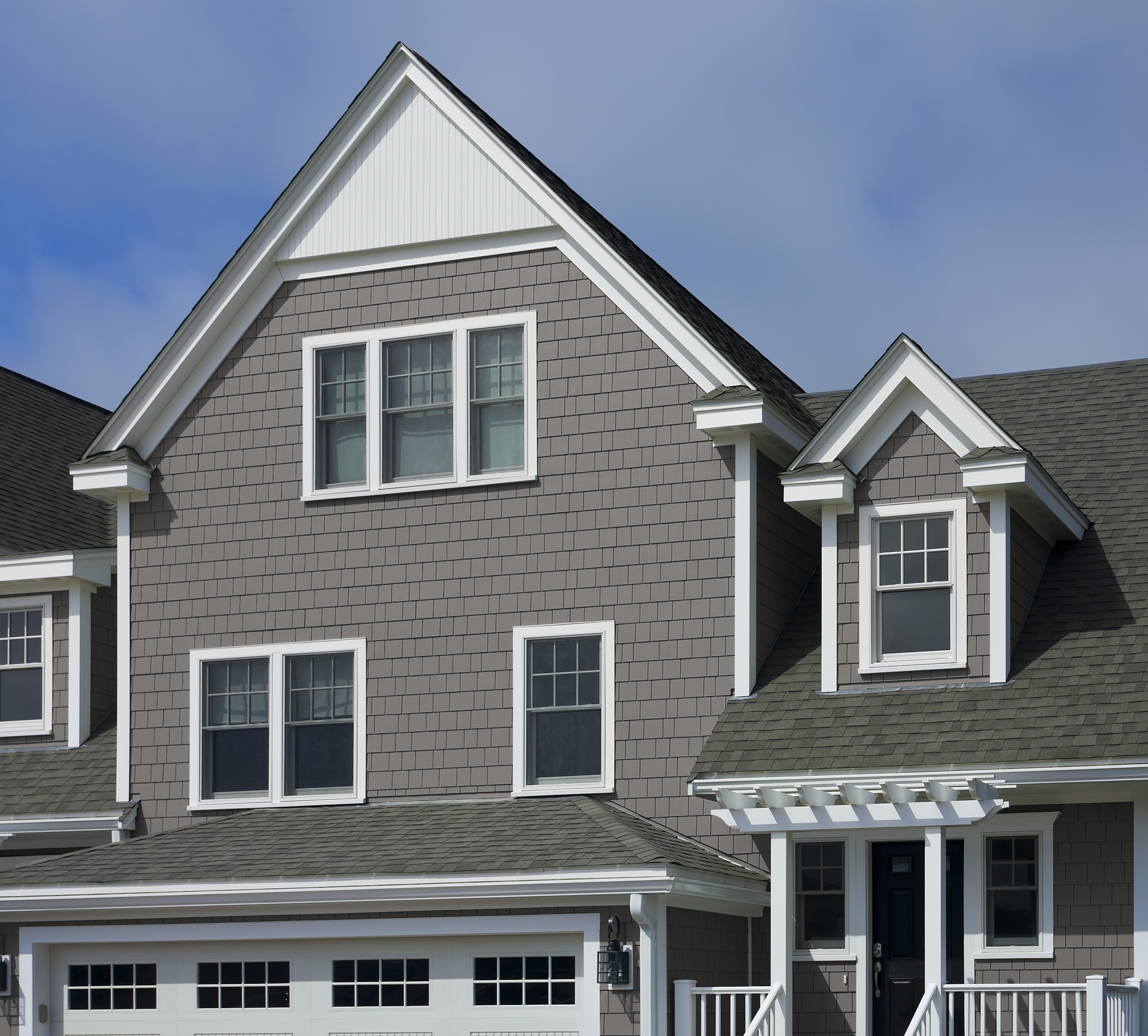 Main 6 - HARDIE SHINGLE HZ5 15.25 IN. X 48 IN. STATEMENT COLLECTION AGED PEWTER STRAIGHT EDGE FIBER CEMENT SIDING - Arlington Coal & Lumber