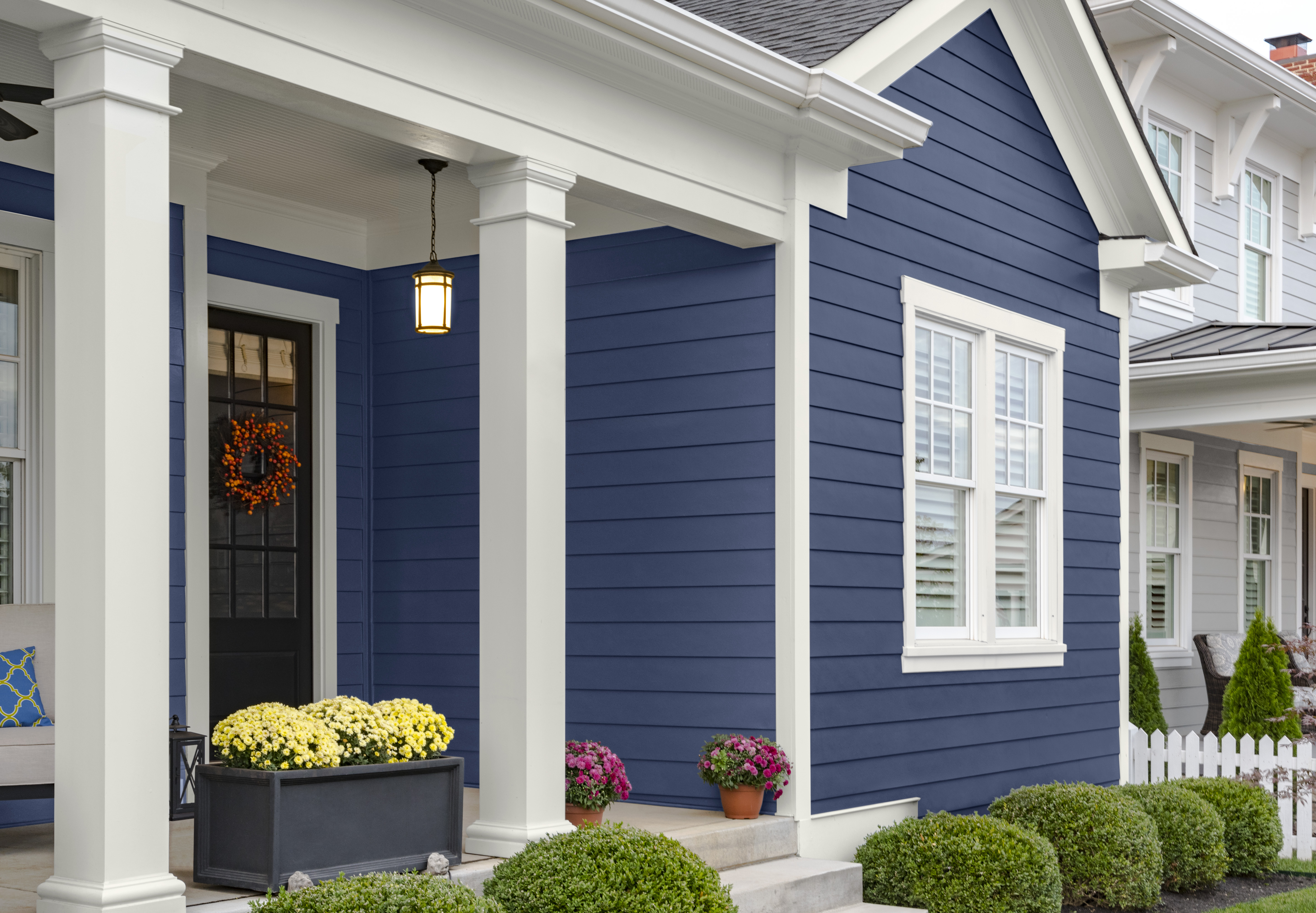Main 8 - HARDIE PLANK HZ5 6.25 IN. X 144 IN. STATEMENT COLLECTION DEEP OCEAN SMOOTH FIBER CEMENT LAP SIDING - Arlington Coal & Lumber
