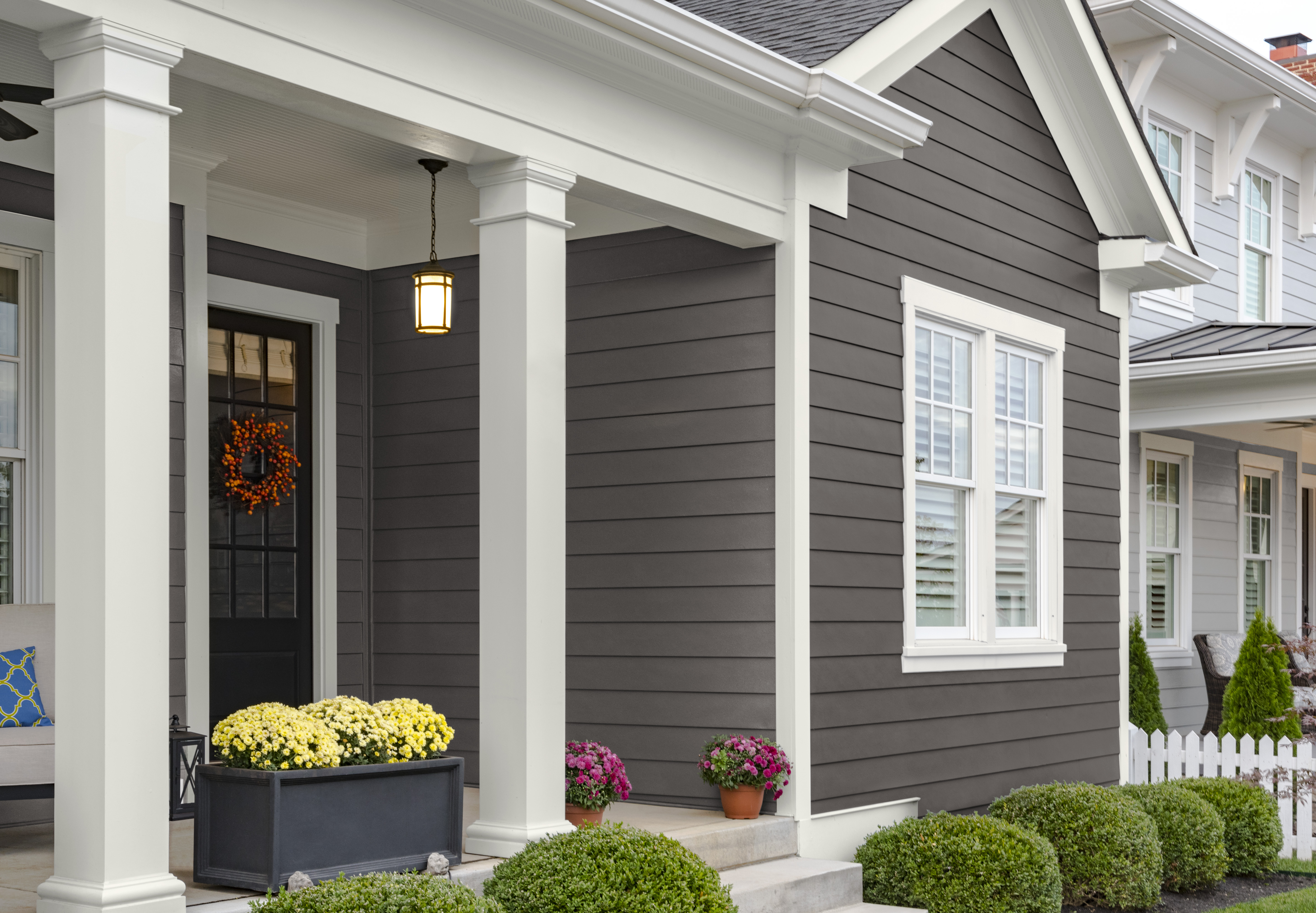 Main 3 - HARDIE PLANK HZ5 5.25 IN. X 144 IN. STATEMENT COLLECTION RICH ESPRESSO SMOOTH FIBER CEMENT LAP SIDING - Arlington Coal & Lumber