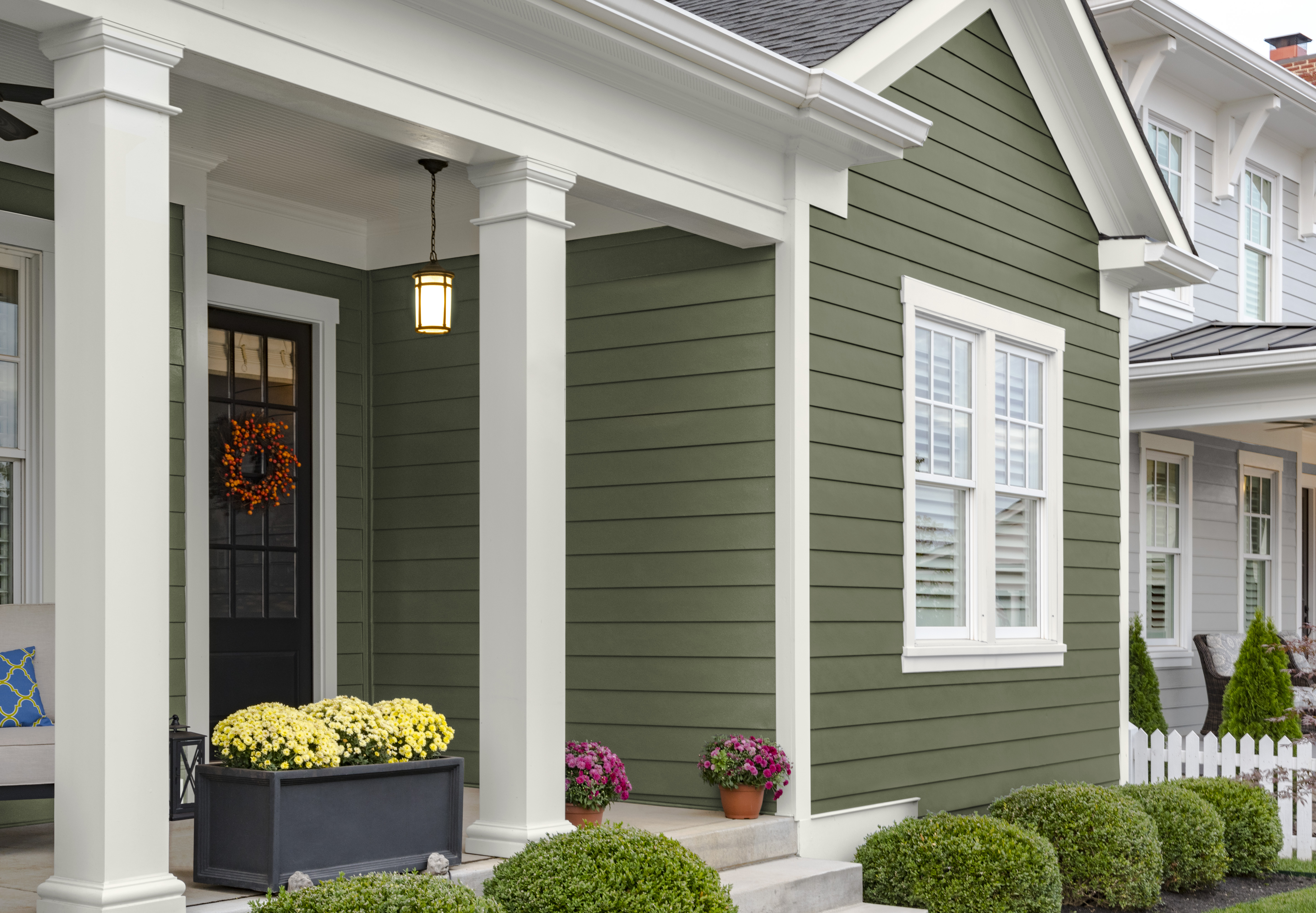 Main 2 - HARDIE PLANK HZ5 8.25 IN. X 144 IN. STATEMENT COLLECTION MOUNTAIN SAGE SMOOTH FIBER CEMENT LAP SIDING - Arlington Coal & Lumber