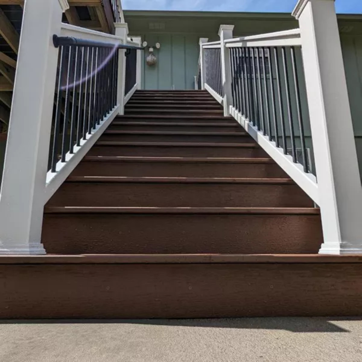 Main 4 - 6-ft x 36-in Select® Stair T-Rail Kit with Round Aluminum Balusters - Classic White - Arlington Coal & Lumber