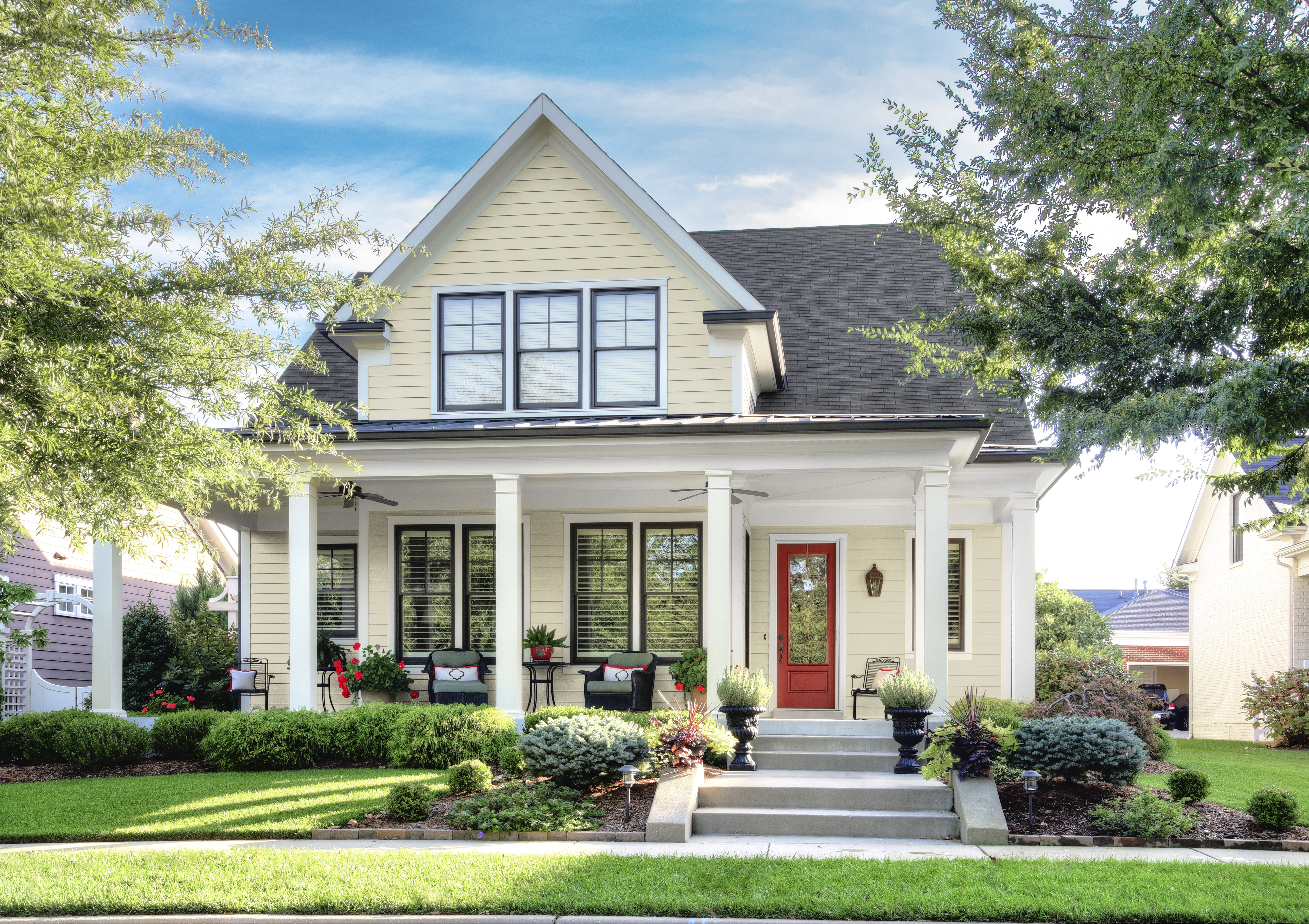 Main 5 - HARDIE PLANK HZ5 5.25 IN. X 144 IN. STATEMENT COLLECTION NAVAJO BEIGE CEDARMILL FIBER CEMENT LAP SIDING - Arlington Coal & Lumber