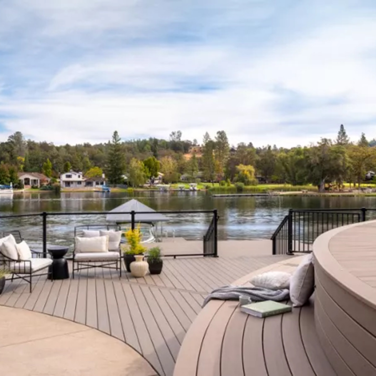 Main 2 - Trex® Decking Plugs Biscayne - 400 count/pack - Arlington Coal & Lumber