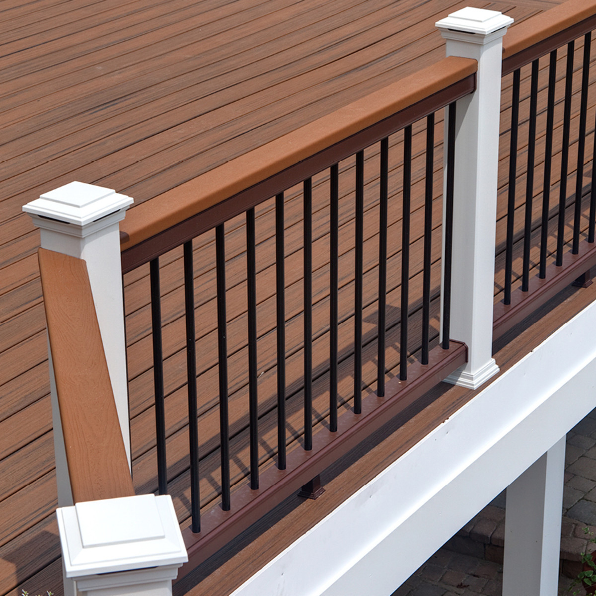 Main 10 - 8-ft Transcend® Universal Top or Bottom Rail  - Vintage Lantern Full Span - Arlington Coal & Lumber