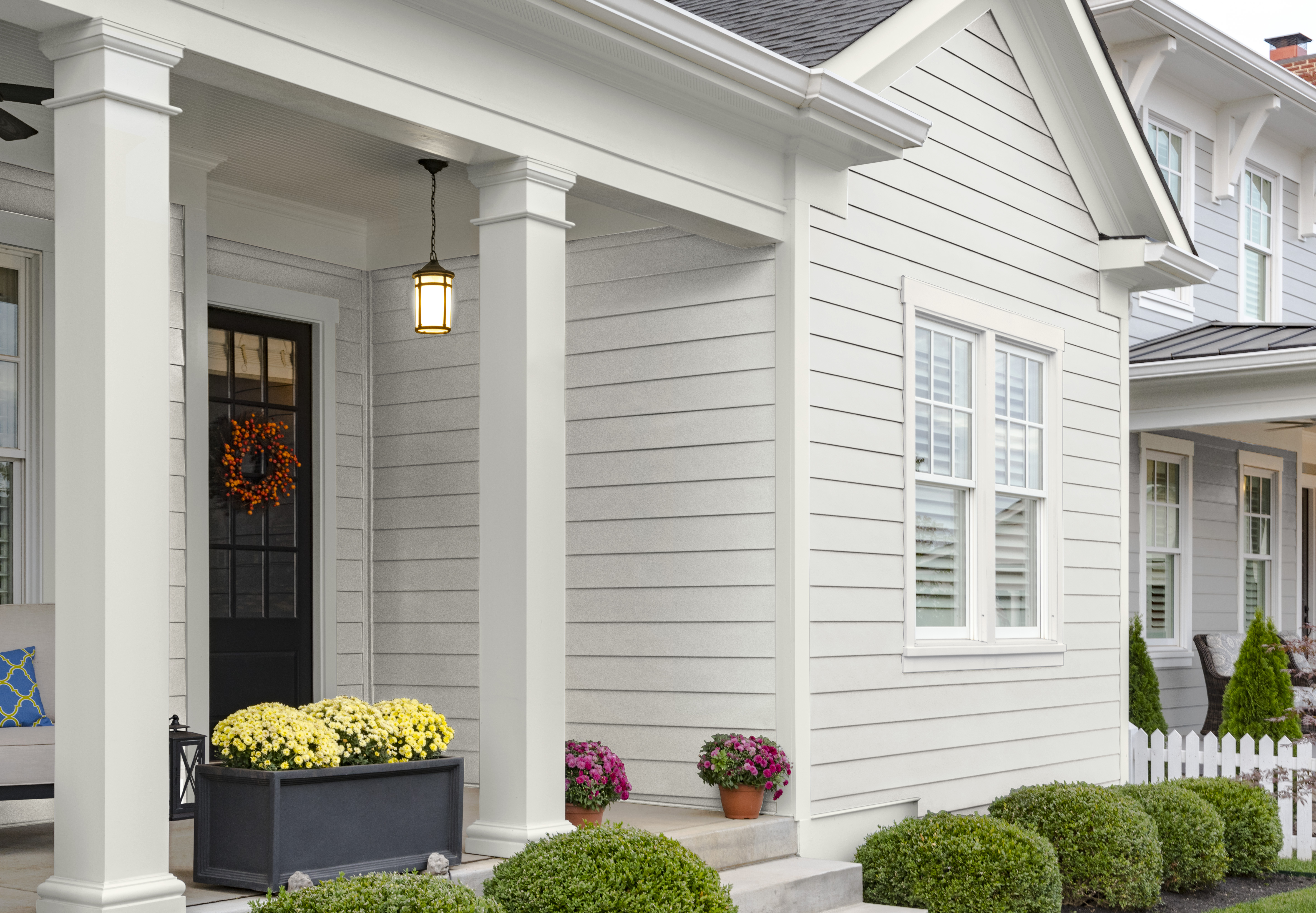 Main 3 - HARDIE PLANK HZ5 8.25 IN. X 144 IN. STATEMENT COLLECTION ARCTIC WHITE SMOOTH FIBER CEMENT LAP SIDING - Arlington Coal & Lumber